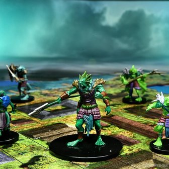 Dungeons &amp; Dragons: Ghosts of Saltmarsh Adventure System Board Game [PREMIUM EDITION]