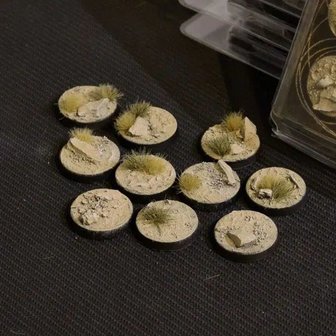 Arid Steppe Bases - Round 25mm (x10)