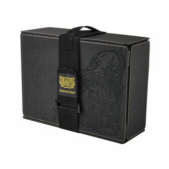 Game Master Companion (Dragon Shield)