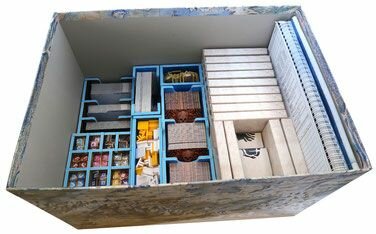 Frosthaven: Insert (Folded Space)