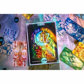 Luz &ndash; trick‑taking kaartspel / slagenspel van Iello