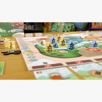 Theetuin &ndash; Strategisch deckbuilding &amp; worker placement bordspel van 999 Games