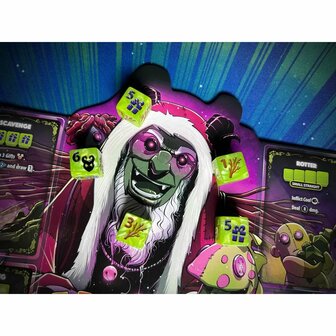 Dice Throne Santa vs Krampus &ndash; Tactisch dobbel- en kaartduel - Roxley Games