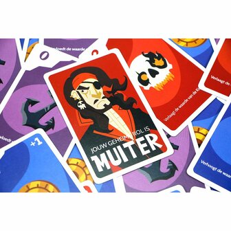 Verraders aan Boord! - Sociaal deductie spel | 999 Games