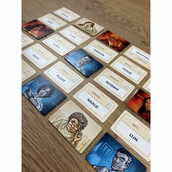 Codenames (Nieuw Artwork) &ndash; Woordspel &ndash; White Goblin Games