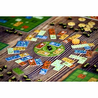 Bee Garden / Flower Fields &ndash; Tegellegspel &ndash; Haumea Games
