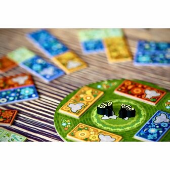 Bee Garden / Flower Fields &ndash; Tegellegspel &ndash; Haumea Games