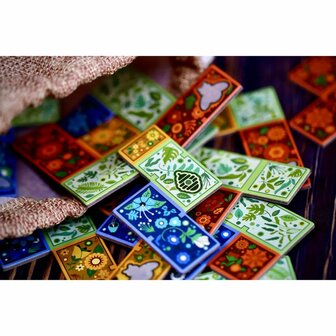 Bee Garden / Flower Fields &ndash; Tegellegspel &ndash; Haumea Games