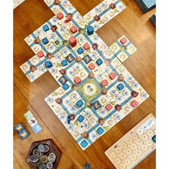 Tolleno &ndash; Tegellegspel &ndash; Sit Down!