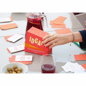 Meh... IDGAF! (ENG 18+) &ndash; Partyspel &ndash; Hellofun!