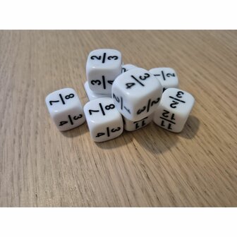 Reken Dobbelsteen Breuken D6 (15 mm) &ndash; (1 STUK) Breukendobbelsteen &ndash; Spielematerial