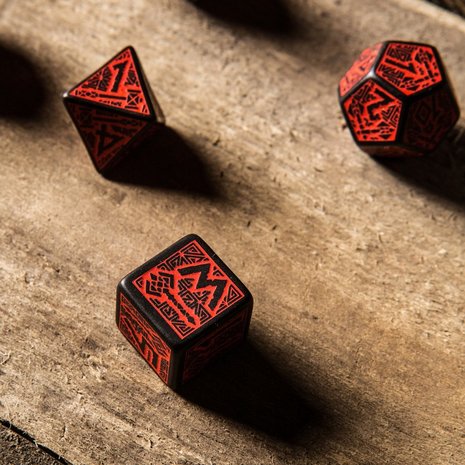 Dwarven RPG Dice Set Red & Black (7 stuks)