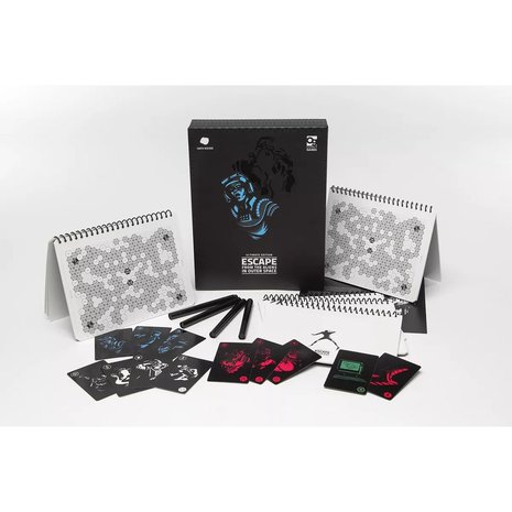 Escape from the Aliens in Outer Space [Ultimate Edition]