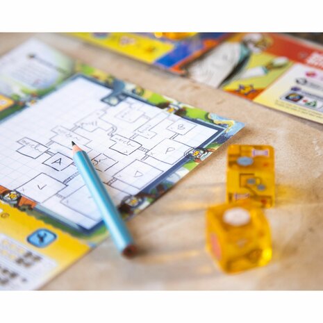 Dinosaur Island: Rawr 'n Write