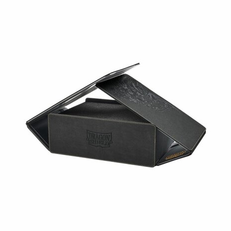 Game Master Companion (Dragon Shield)