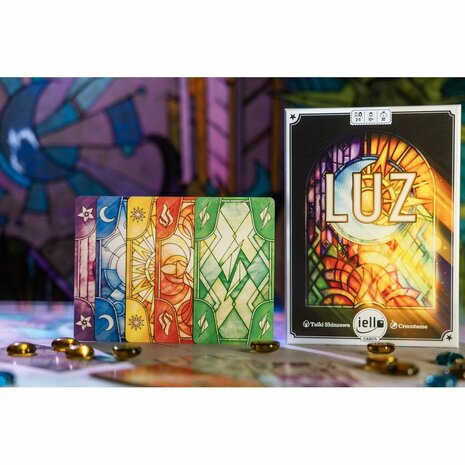 Luz – trick‑taking kaartspel / slagenspel van Iello