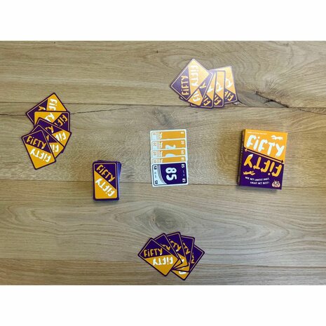Fifty Fifty – Snel kaartspel van White Goblin Games