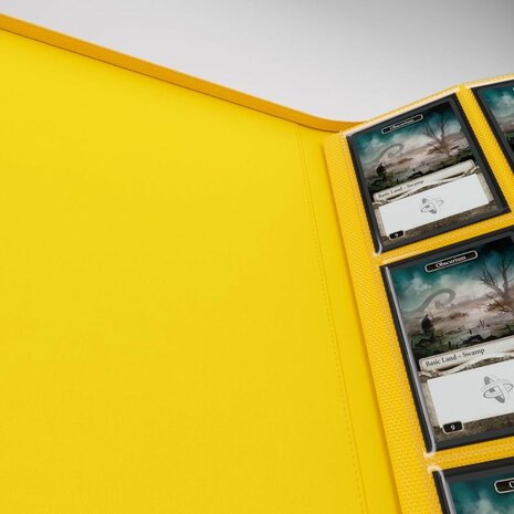 Zip-Up Album: 24 Pocket (Gamegenic) - Yellow