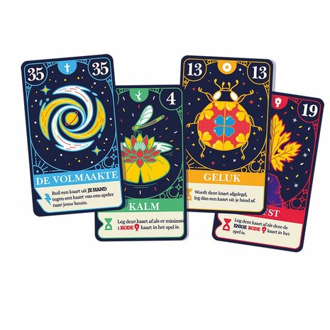 Om&eacute;a &ndash; Team slagenspel met magische kaarteffecten &ndash; 999 Games