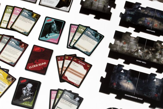 Dungeons & Dragons: Dungeon of the Mad Mage Adventure System Board Game [STANDARD EDITION]